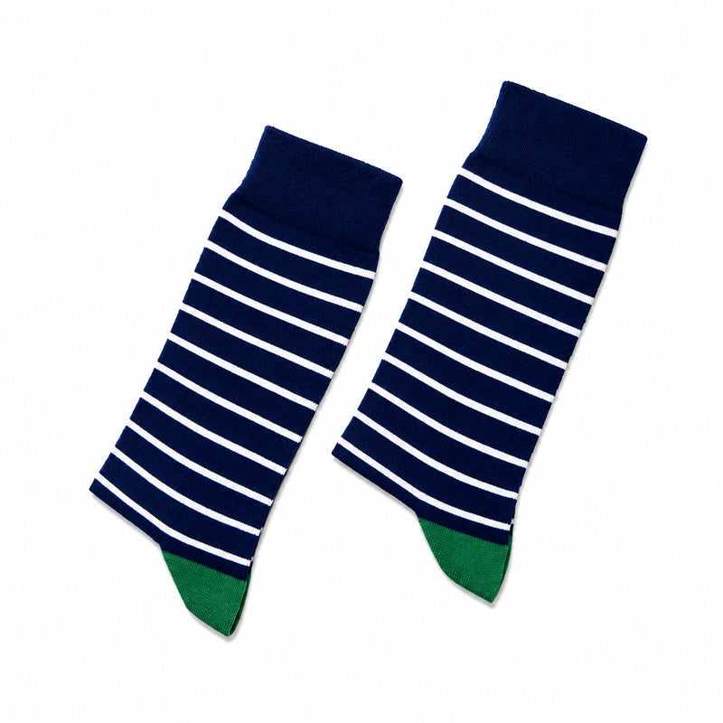 SOCKING CLUMSY CUFF & TOES