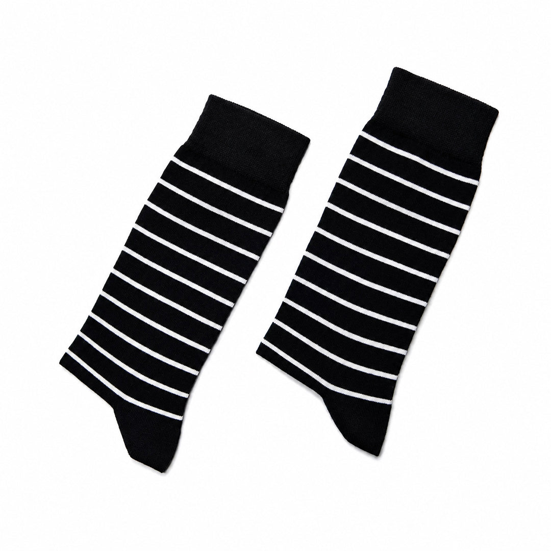 SOCKING CLUMSY MEN