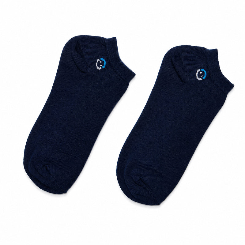 SOCKING CLUMSY MEN